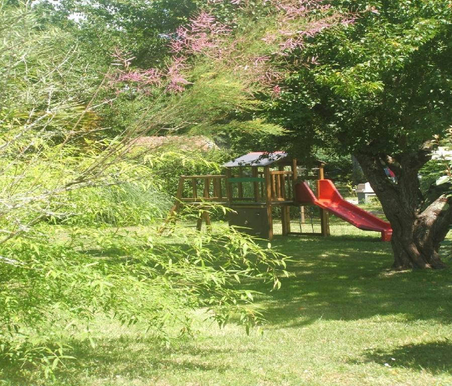 Hôtel Camping La Chesnays à Vendays-Montalivet Extérieur photo