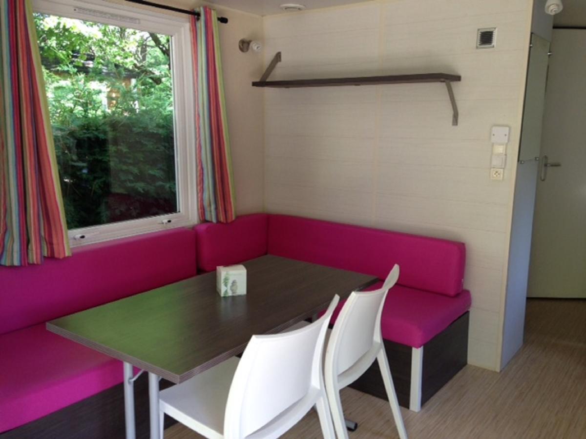 Hôtel Camping La Chesnays à Vendays-Montalivet Extérieur photo