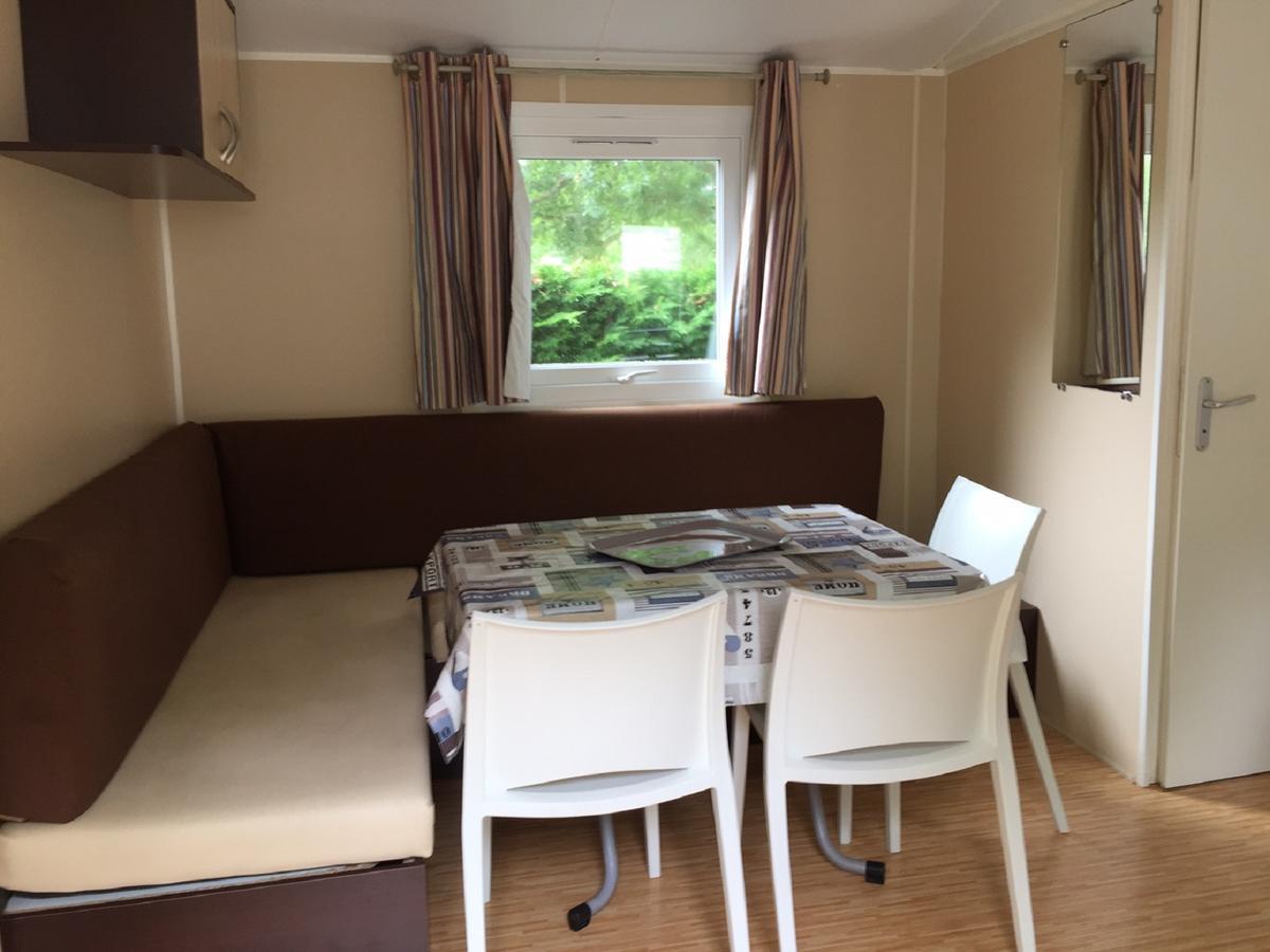 Hôtel Camping La Chesnays à Vendays-Montalivet Extérieur photo